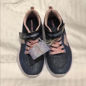 Skechers girls sneakers